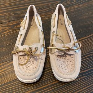 Sperry boat shoes